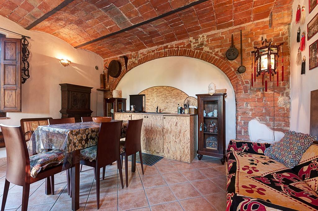 Appartamenti Alcantara E Damasco Abbadia di Montepulciano Room photo