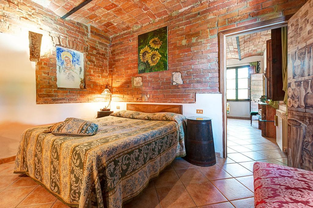 Appartamenti Alcantara E Damasco Abbadia di Montepulciano Room photo
