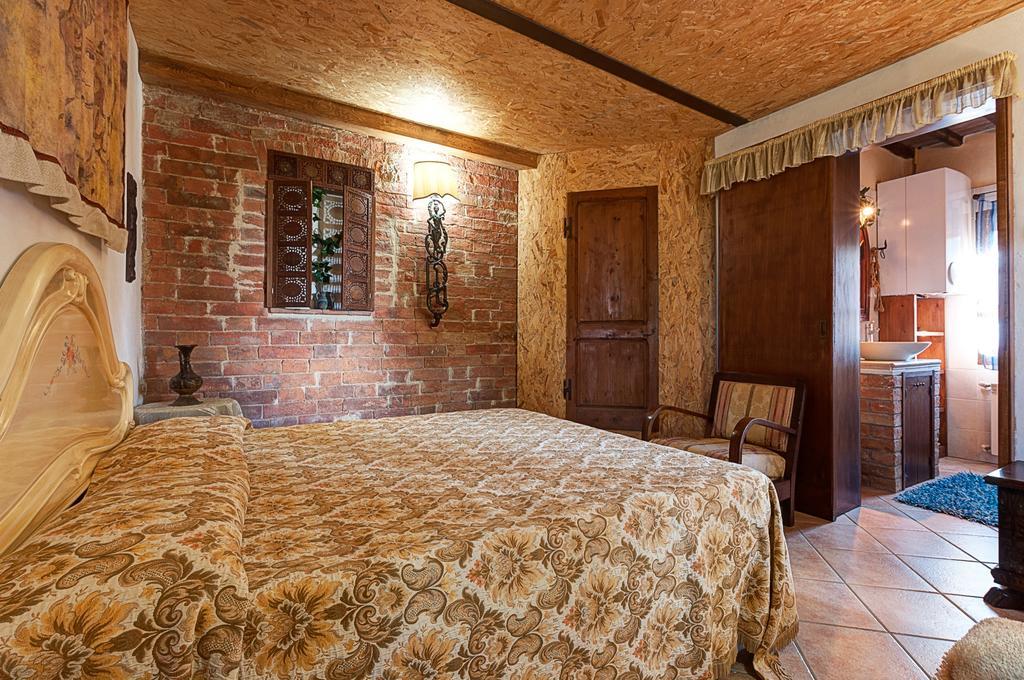 Appartamenti Alcantara E Damasco Abbadia di Montepulciano Room photo