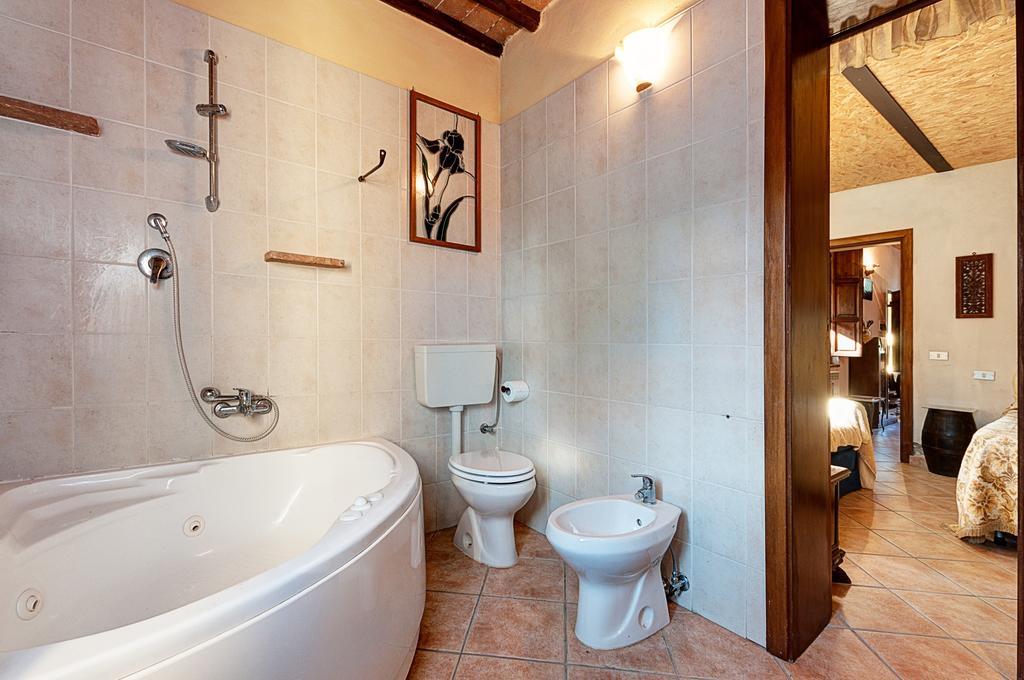 Appartamenti Alcantara E Damasco Abbadia di Montepulciano Room photo